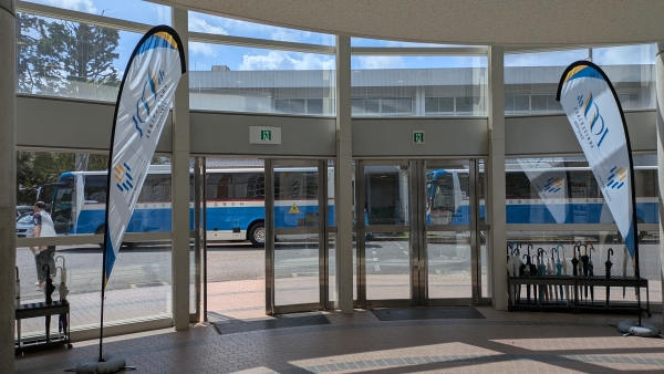 100周年装飾 場所：東京成徳大学深谷中学・高等学校（高等部）